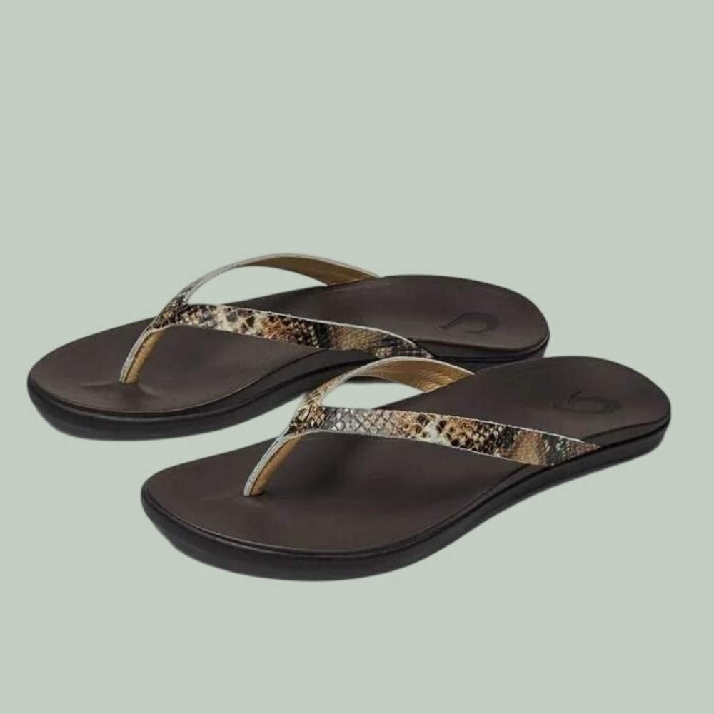 OluKai Ho'opio Leather Flip Flops Dark Java Snake Print Sandals Women's Size 11